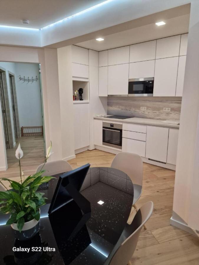 Luxury Renovated 3 Rooms Apartment Oostende Dış mekan fotoğraf